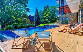 Apartament Green Resort A5 z Basenem, Sauną, Jacuzzi, Siłownią - 5D Apartamenty